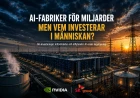 AI-fabrik med datacenter, kraftledningar och energiinfrastruktur, med NVIDIA- och SK Group-loggor samt rubriken om investeringar i teknik och människor.